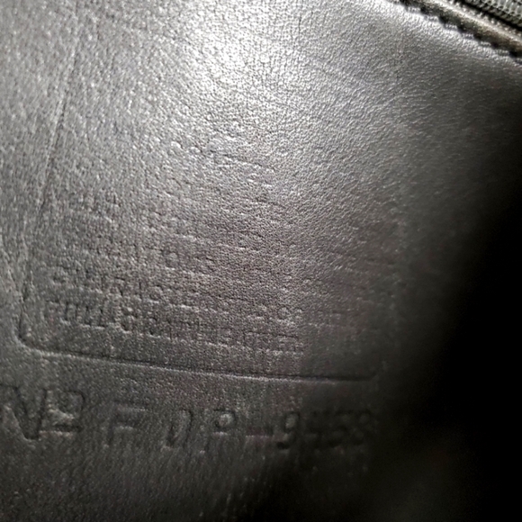 Coach Vintage Crossbody/ Saddle Bag - Picture 4 of 4